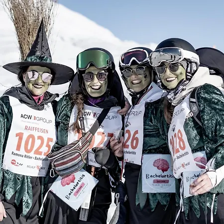 Allegra Al0 木屋 贝拉尔普